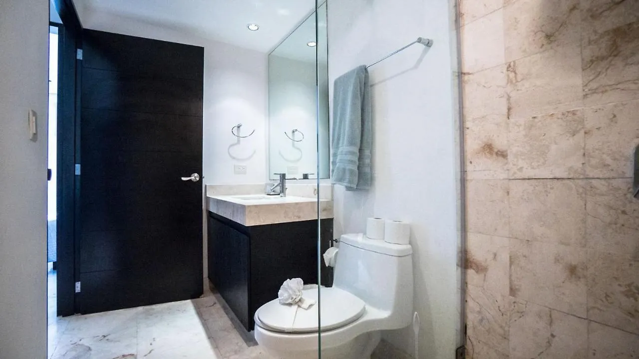 פלאייה דל כרמן Elements 220 Condo 0*, פלאייה דל כרמן מקסיקו